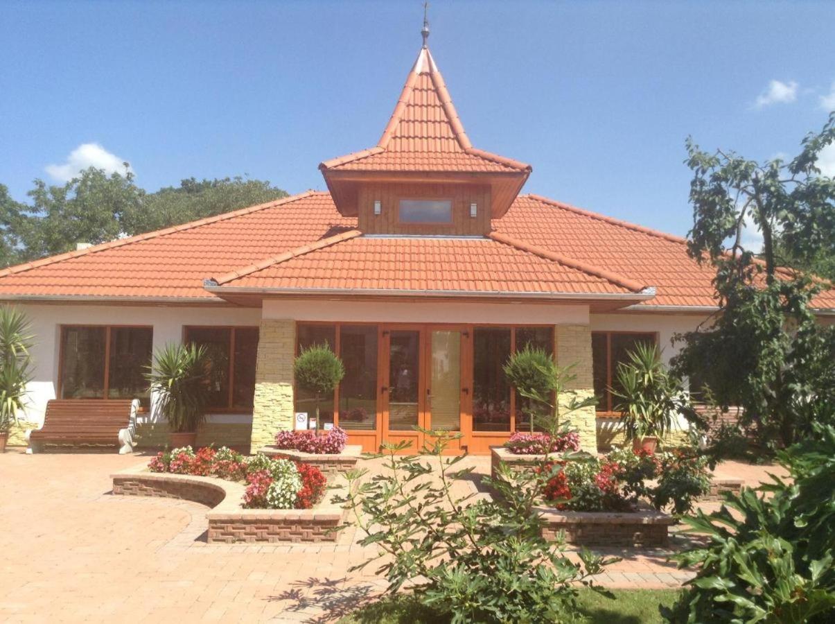 Bornemisza Kuria Wellness Resort Tiszabecs Exteriér fotografie